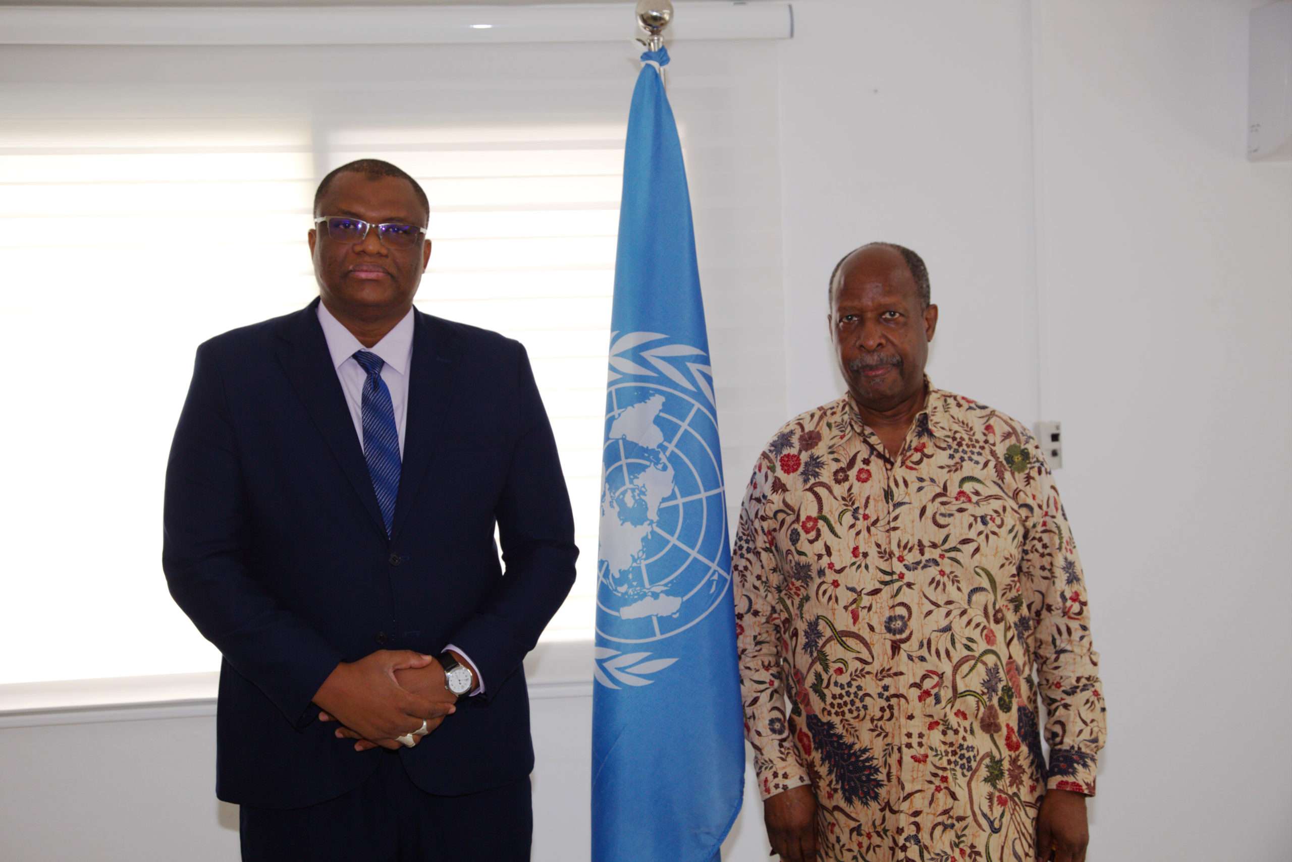 Le Secrétaire Exécutif de la CCRS s’est entretenu avec le Représentant spécial du Secrétaire Général Nations Unies et Chef du Bureau pour l’Afrique de l’Ouest et le Sahel (UNOWAS) Le Secrétaire Exécutif de la CCRS s’est entretenu avec le Représentant spécial du Secrétaire Général Nations Unies et Chef du Bureau pour l’Afrique de l’Ouest et le Sahel (UNOWAS)