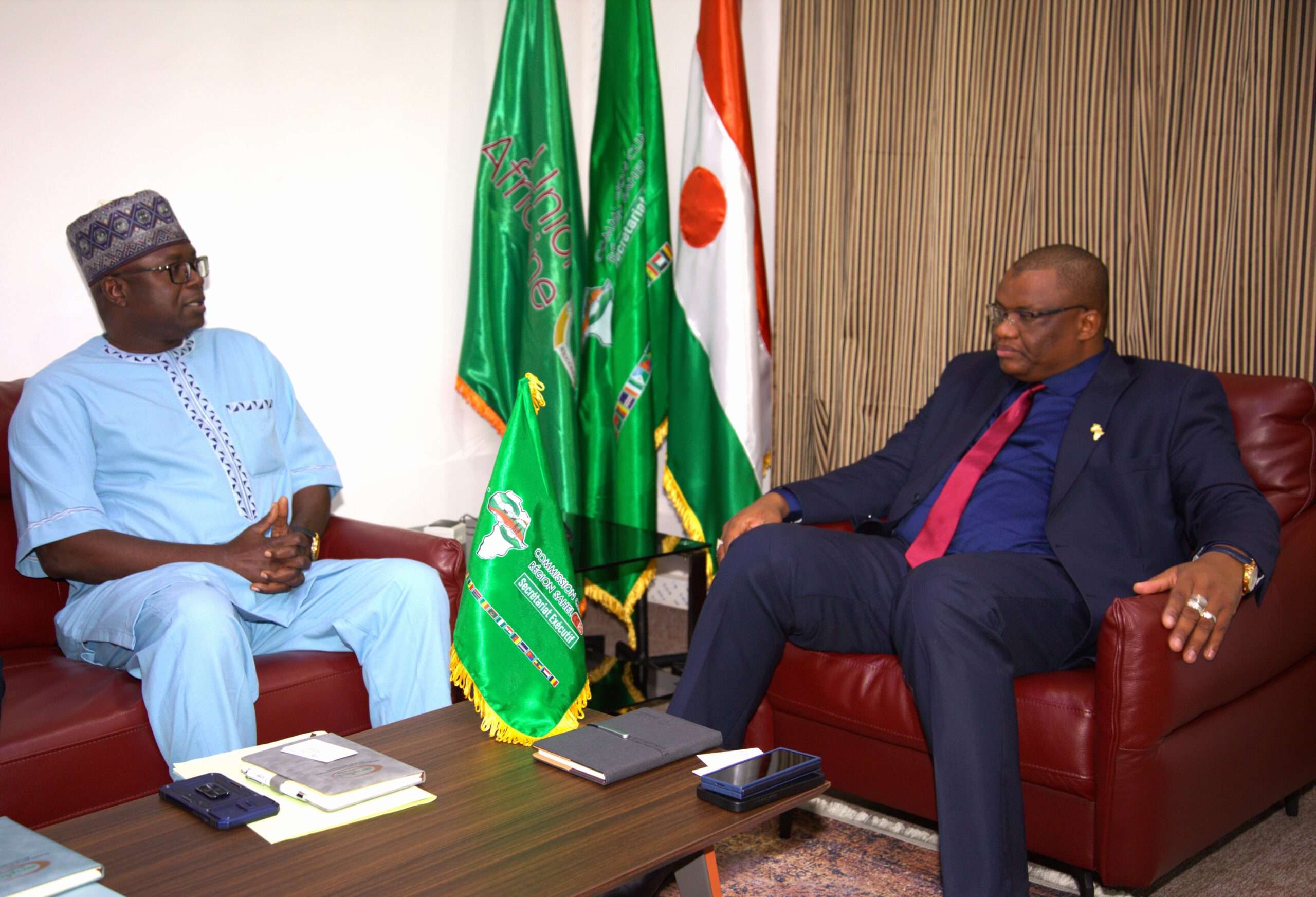 Le Secrétaire Exécutif de la CCRS reçoit le Directeur Général l’Agence Nationale de Financement des Collectivités Territoriales (ANFICT - Niger) Le Secrétaire Exécutif de la CCRS reçoit le Directeur Général l’Agence Nationale de Financement des Collectivités Territoriales (ANFICT - Niger)